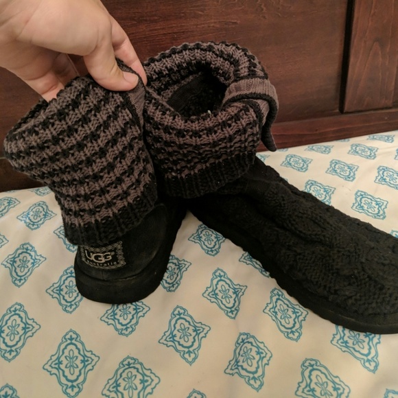 Ugg Sweater Boots - Picture 5 of 6